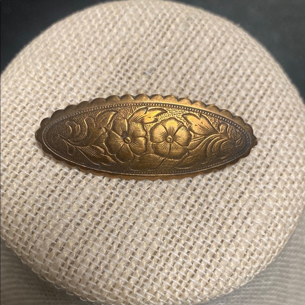 Elegant Floral Bronze Brooch